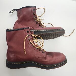 Dr Martens 1460 Newton Leather Lite Mens 8 Womens 9 Cherry